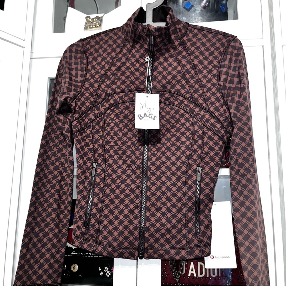 Lululemon: Heart Jacquard Square Java Sequoia Def… - image 2